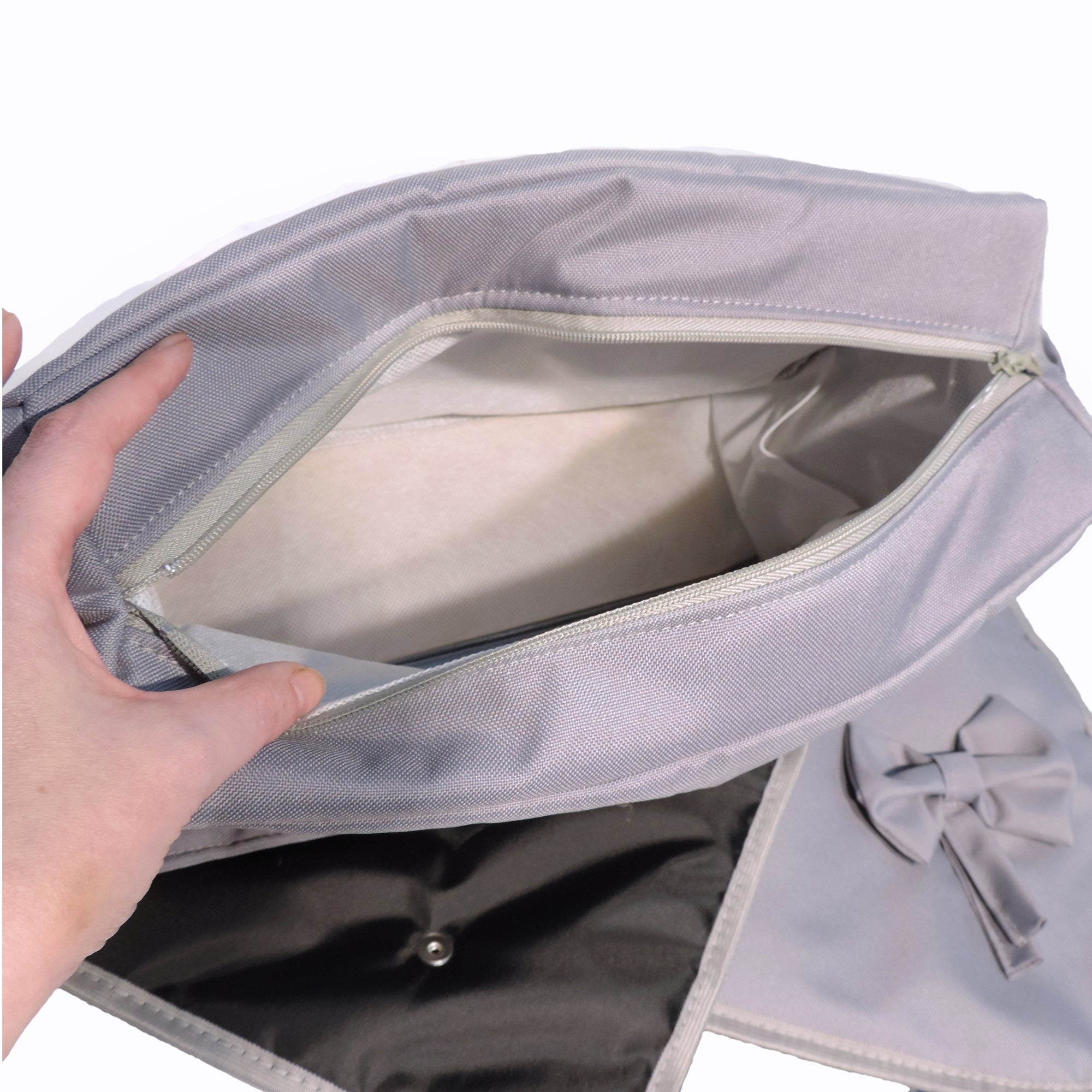 Wickeltasche mit integrierter Wickelunterlage - Stoff Silbergrau